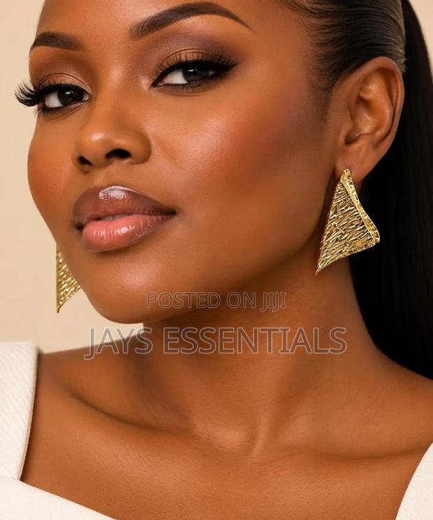 Simple and Unique Earrings - thumbnail 15