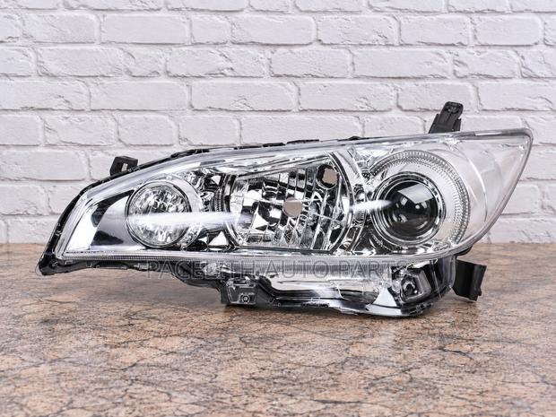 Head Lamp / Light Toyota Wish 2012 - main view