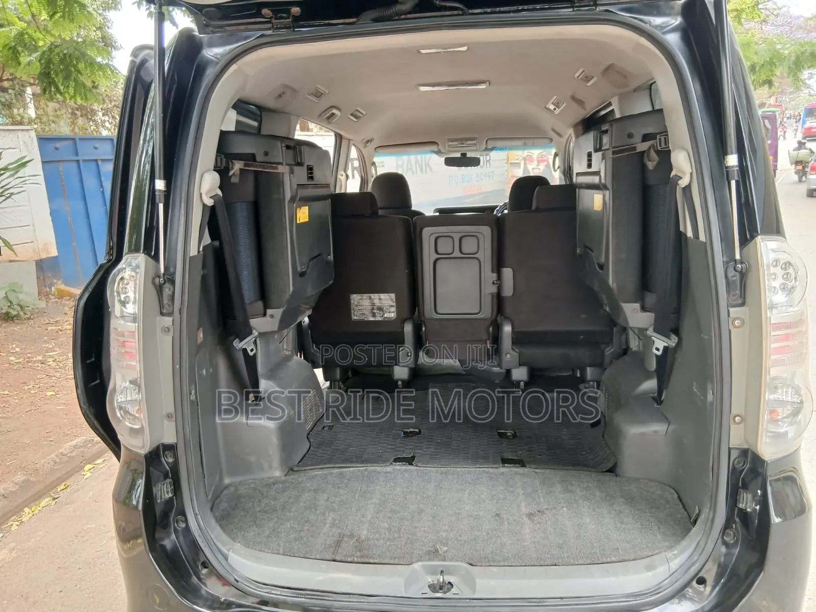 Toyota Voxy 2009 Black