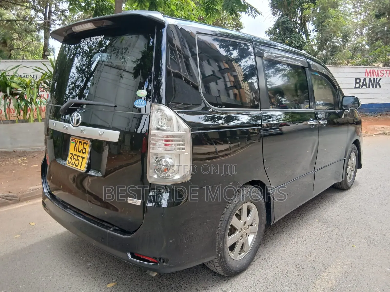 Toyota Voxy 2009 Black