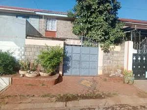 3bdrm Maisonette in Komarock for sale