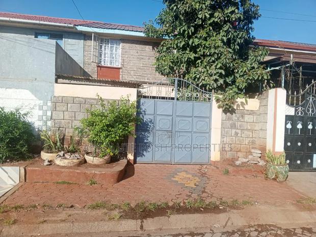 3bdrm Maisonette in Komarock for sale