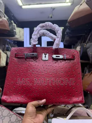 Fully Boxed Hermes 30 Cm Birkin (Ostrich Leather Detailed)
