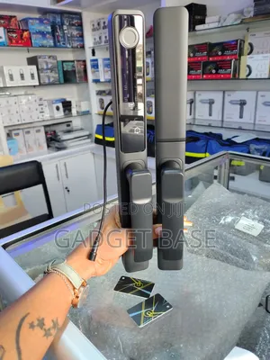 DO2B Sliding Gate Smart Lock