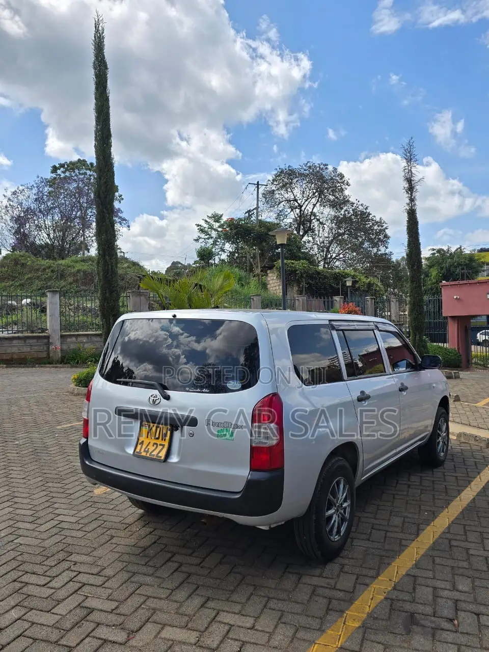 Toyota Probox 2018 Silver