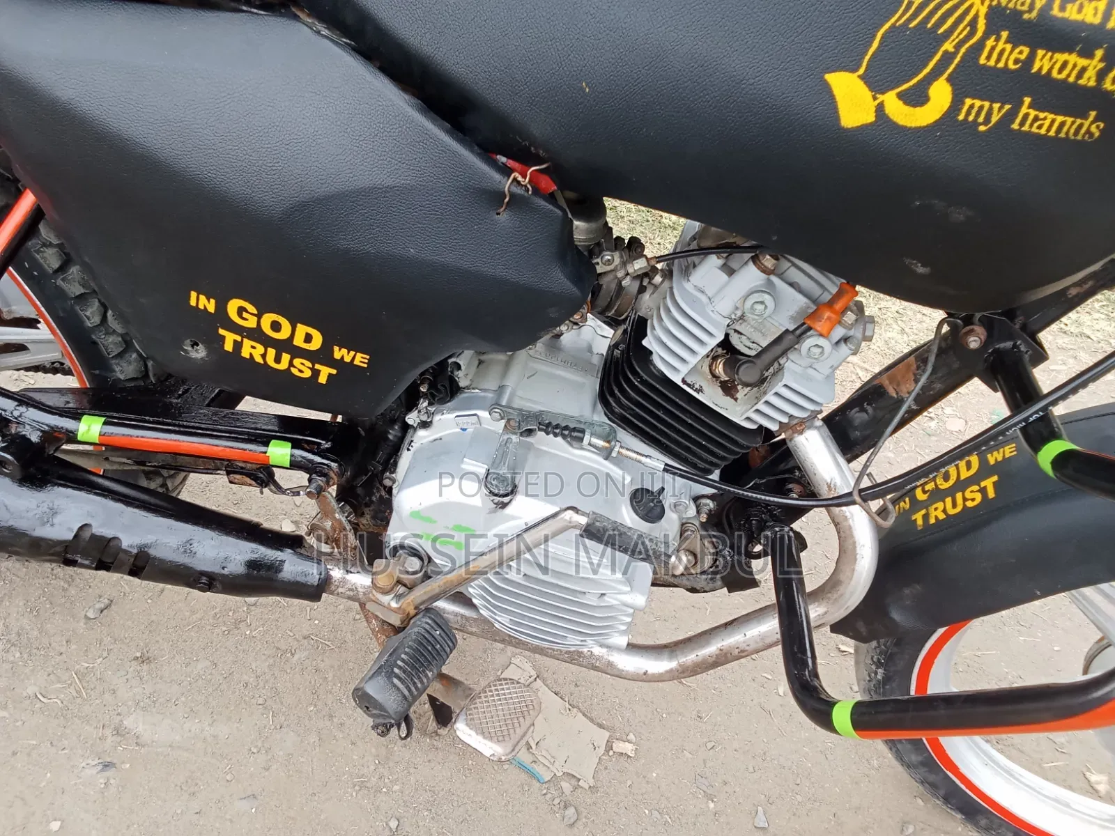 TVS HLX 125 2021 Red