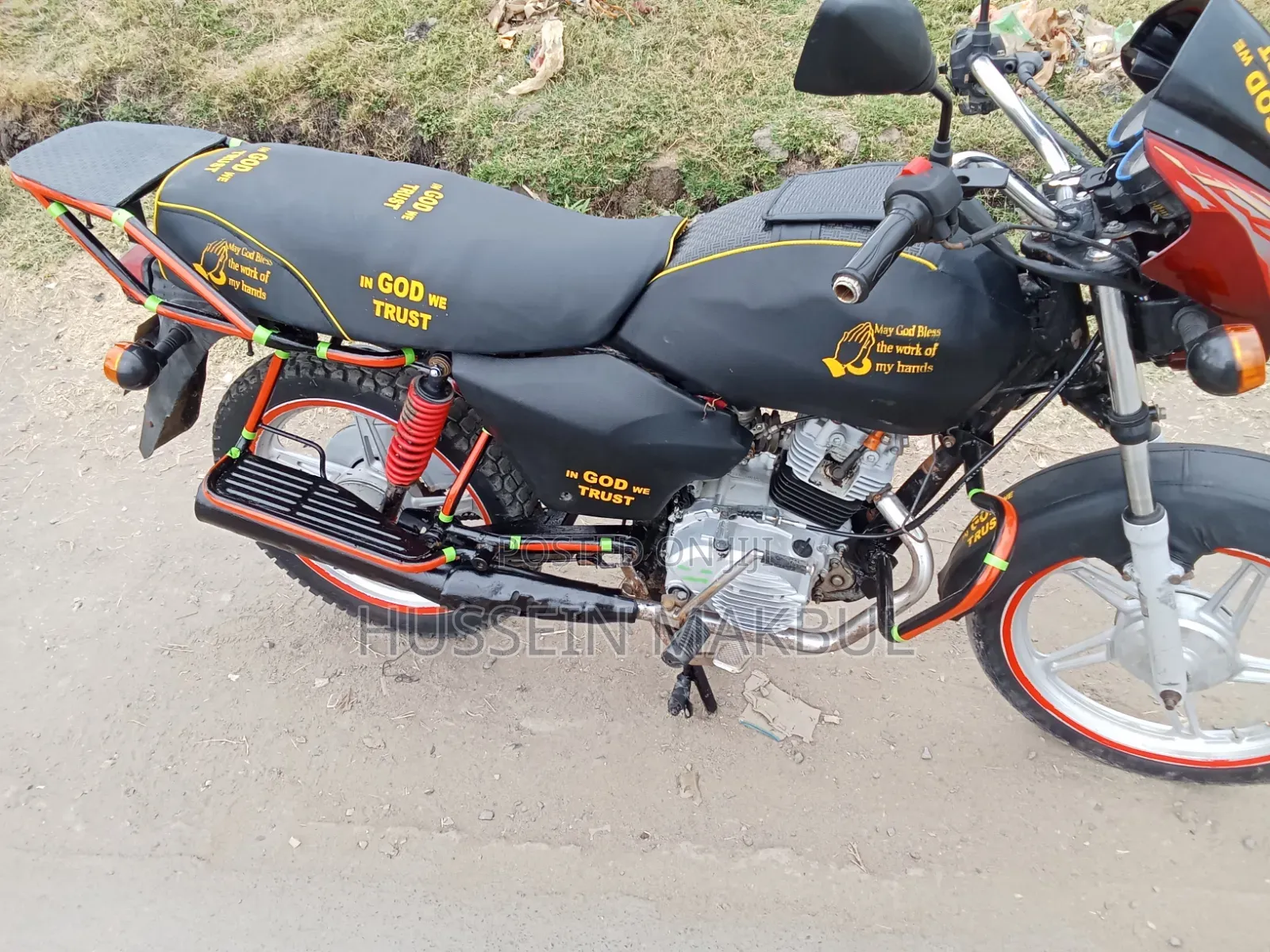TVS HLX 125 2021 Red