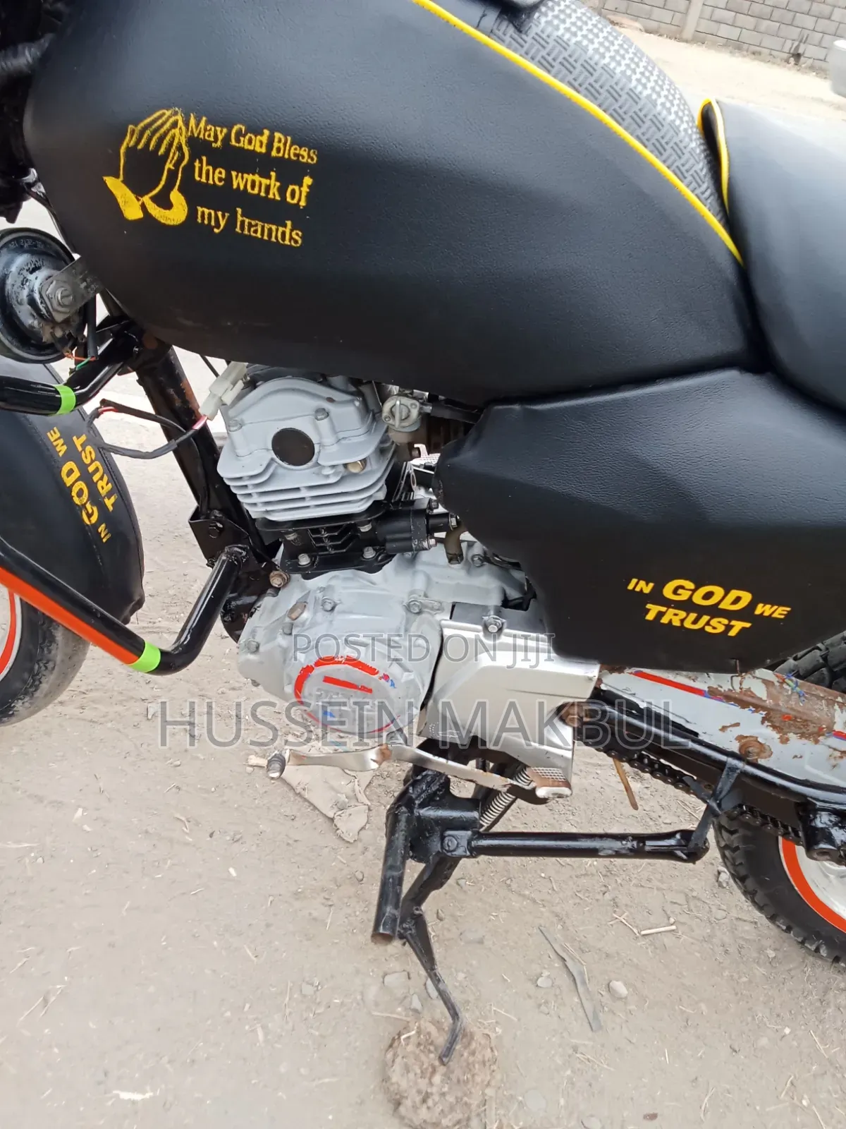 TVS HLX 125 2021 Red