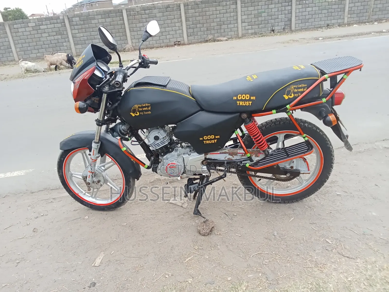 TVS HLX 125 2021 Red