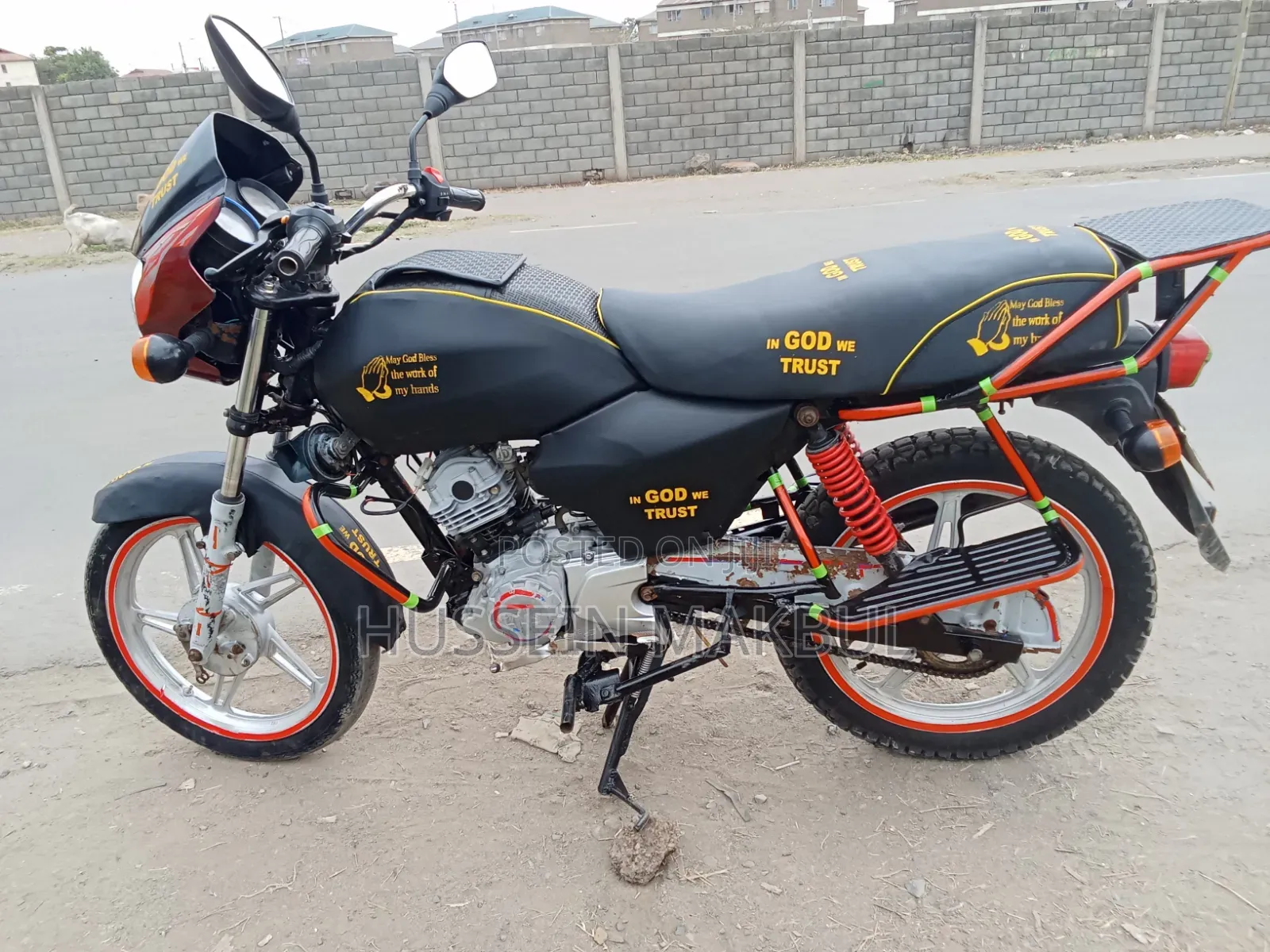 TVS HLX 125 2021 Red