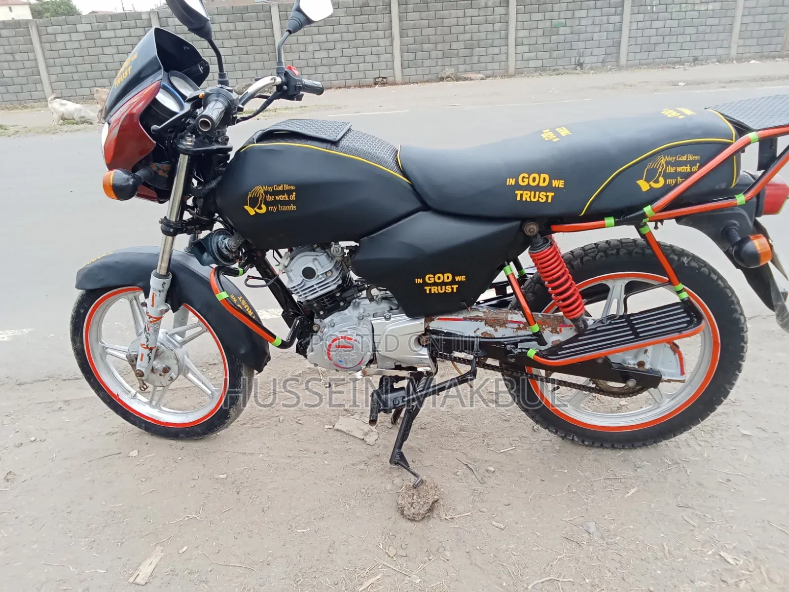 TVS HLX 125 2021 Red