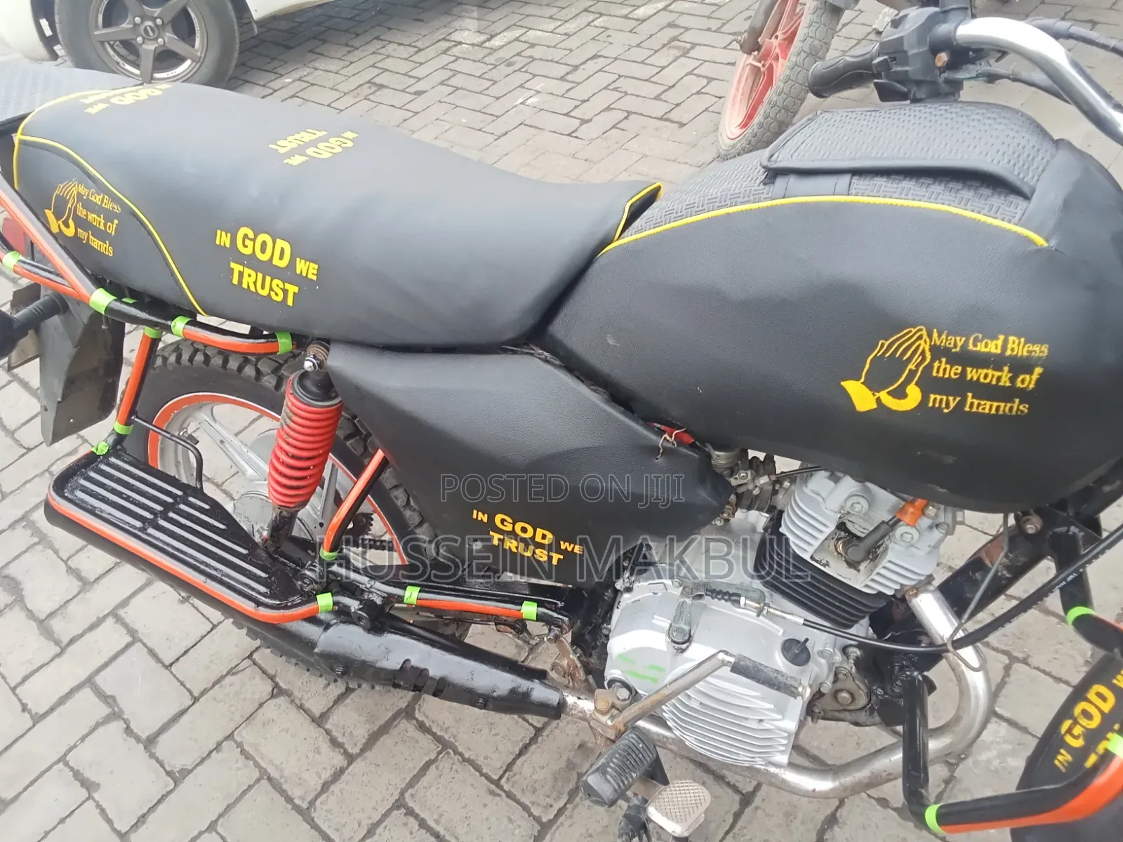 TVS HLX 125 2021 Red