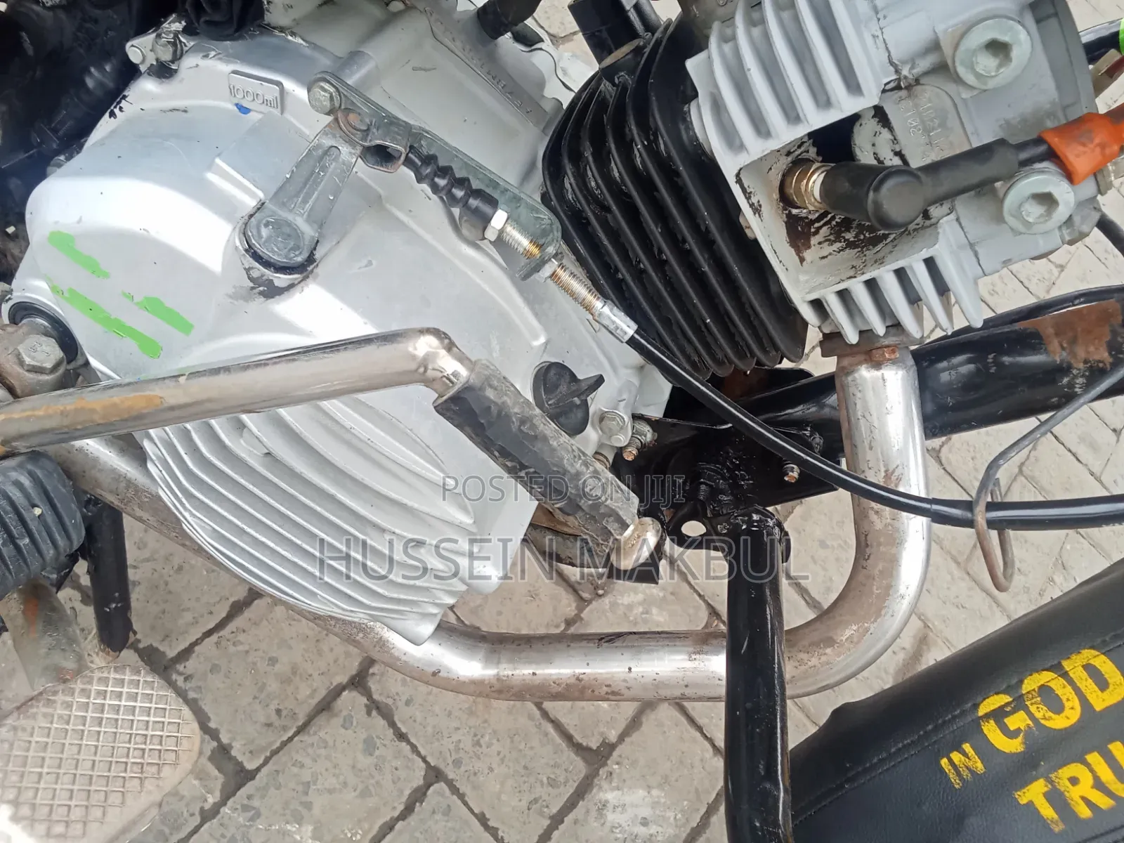 TVS HLX 125 2021 Red