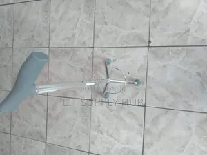 Medical Tripod Walker