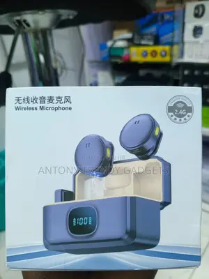 Q8 Wireless Dual Lavalier Microphone With Magnetic Clips