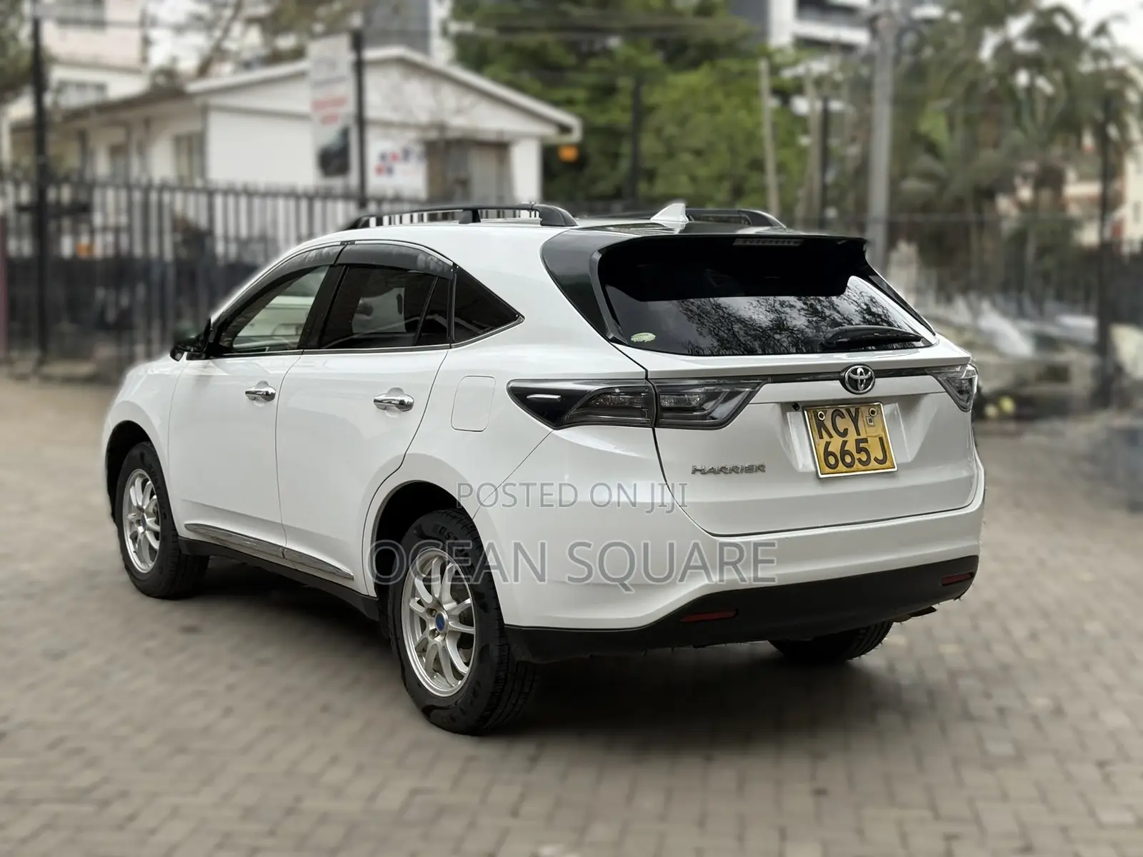 Toyota Harrier 2014 White