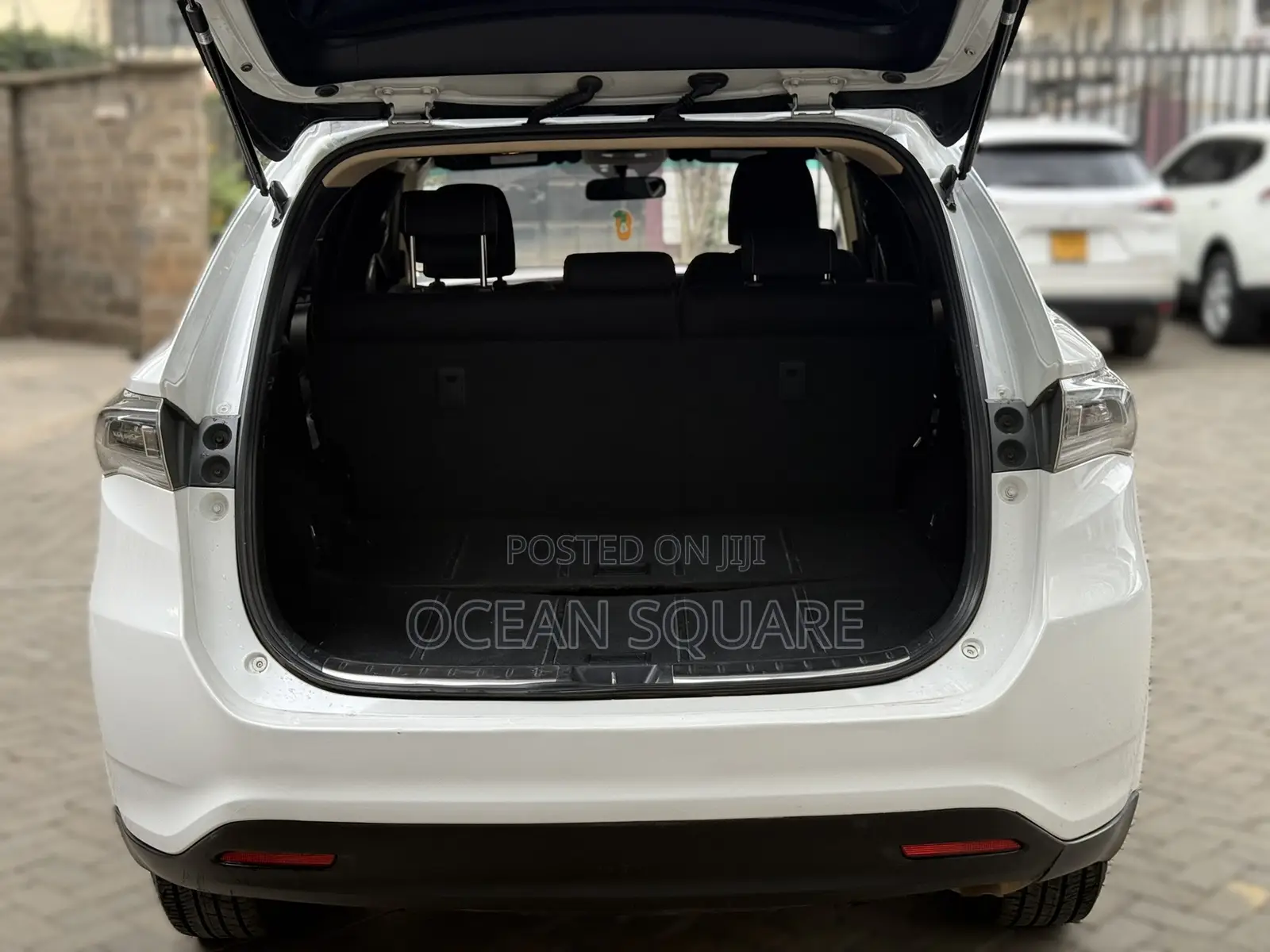 Toyota Harrier 2014 White