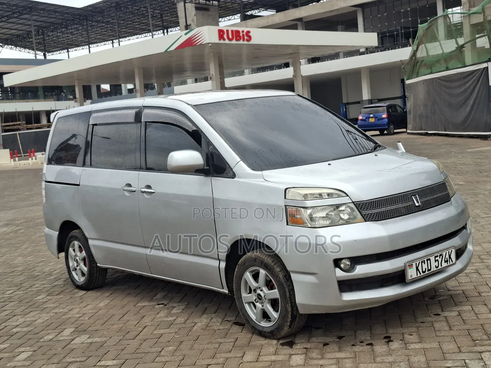 Toyota Voxy 2007 Silver