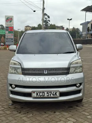 Toyota Voxy 2007 Silver