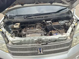 Toyota Voxy 2007 Silver