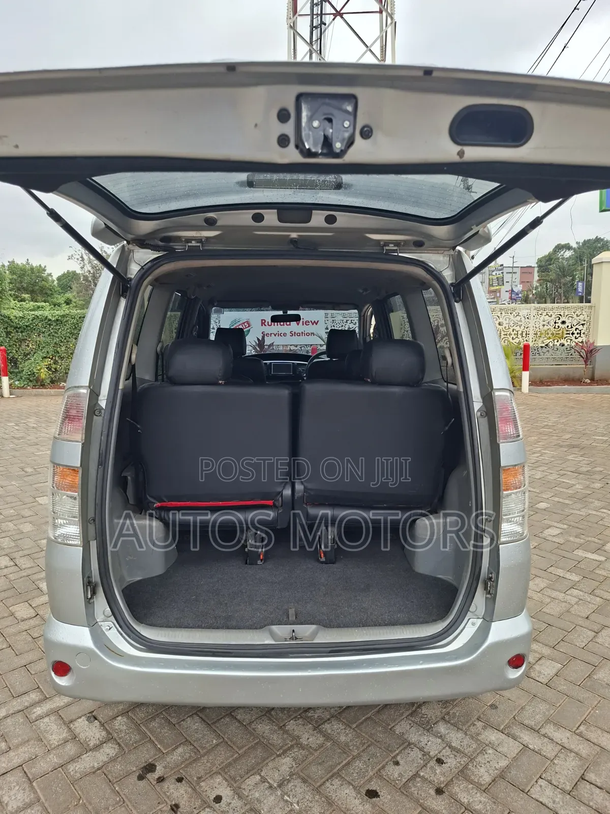 Toyota Voxy 2007 Silver