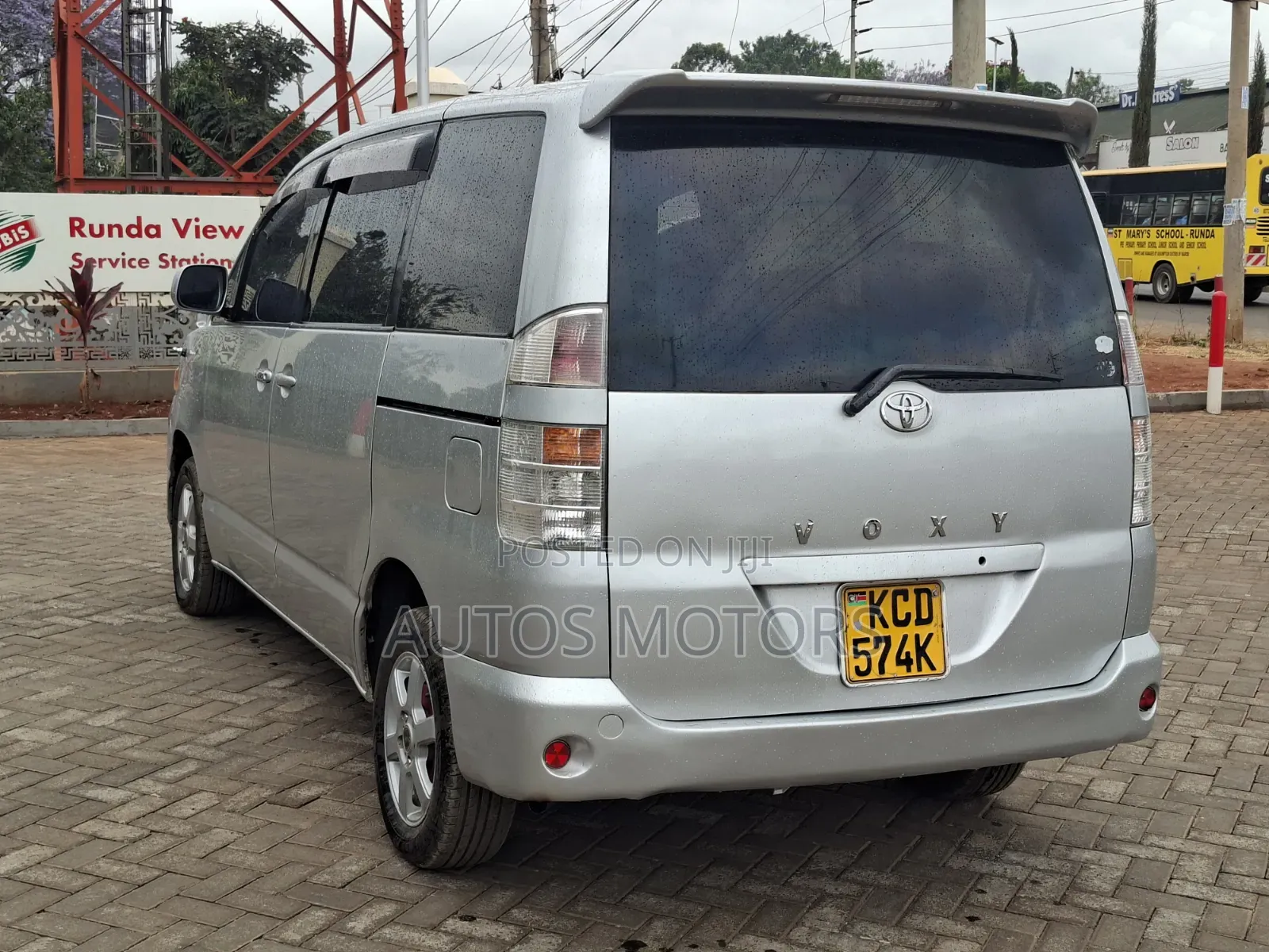 Toyota Voxy 2007 Silver