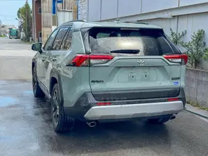 Toyota RAV4 Adventure 2021 Green