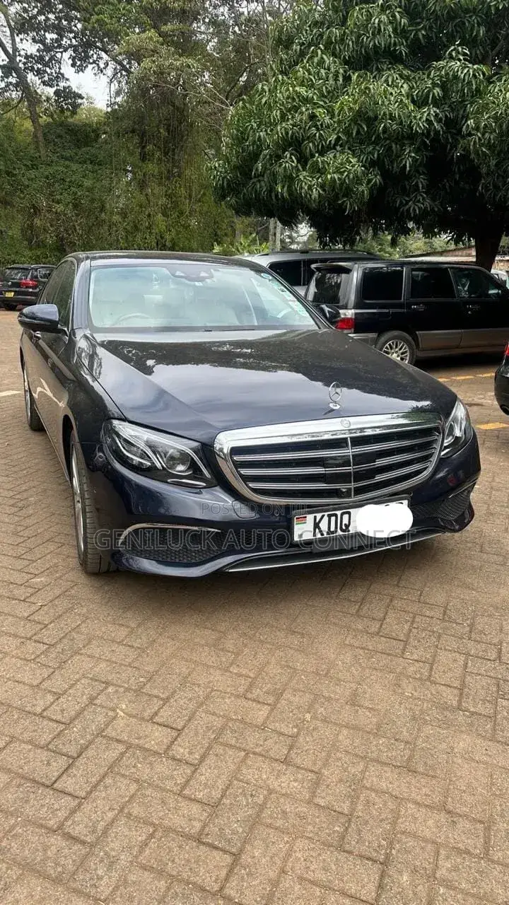 Mercedes-Benz E400 2017 Black