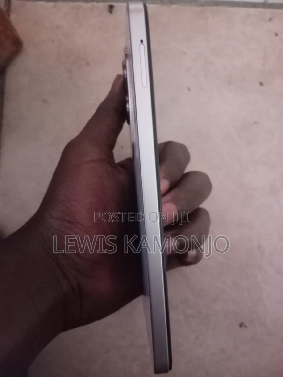 Vivo Y19s 128 GB White
