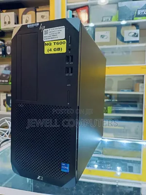 Desktop Computer HP Z2 16GB Intel Core i7 SSD 256GB