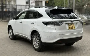 Toyota Harrier 2.0 2014 White