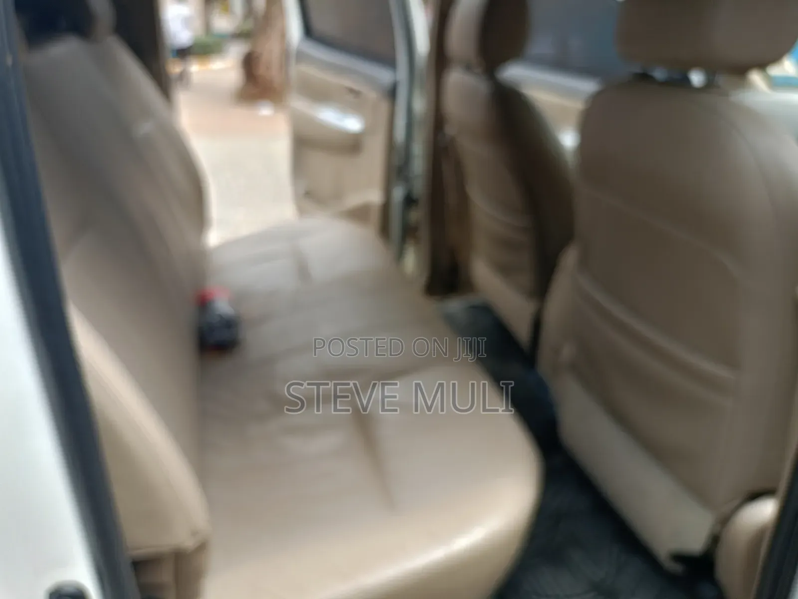 Toyota Hilux 2012 White