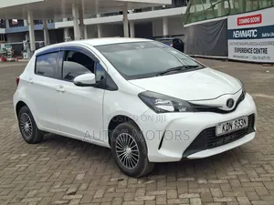Toyota Vitz 1.3 FWD 5dr 2016 White