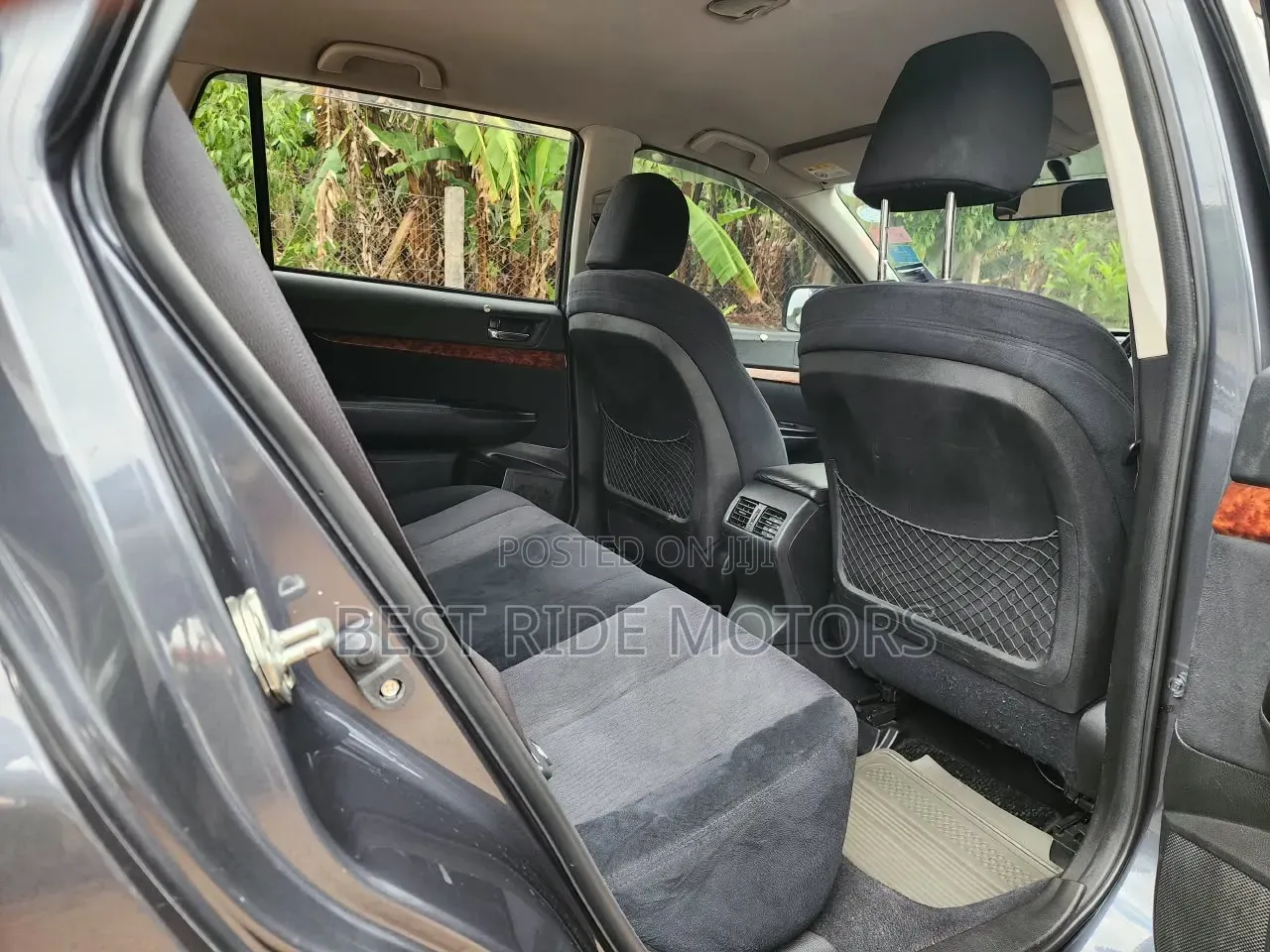 Subaru Outback 2010 Gray