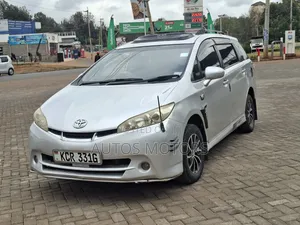 Toyota Wish 2011 Ivory