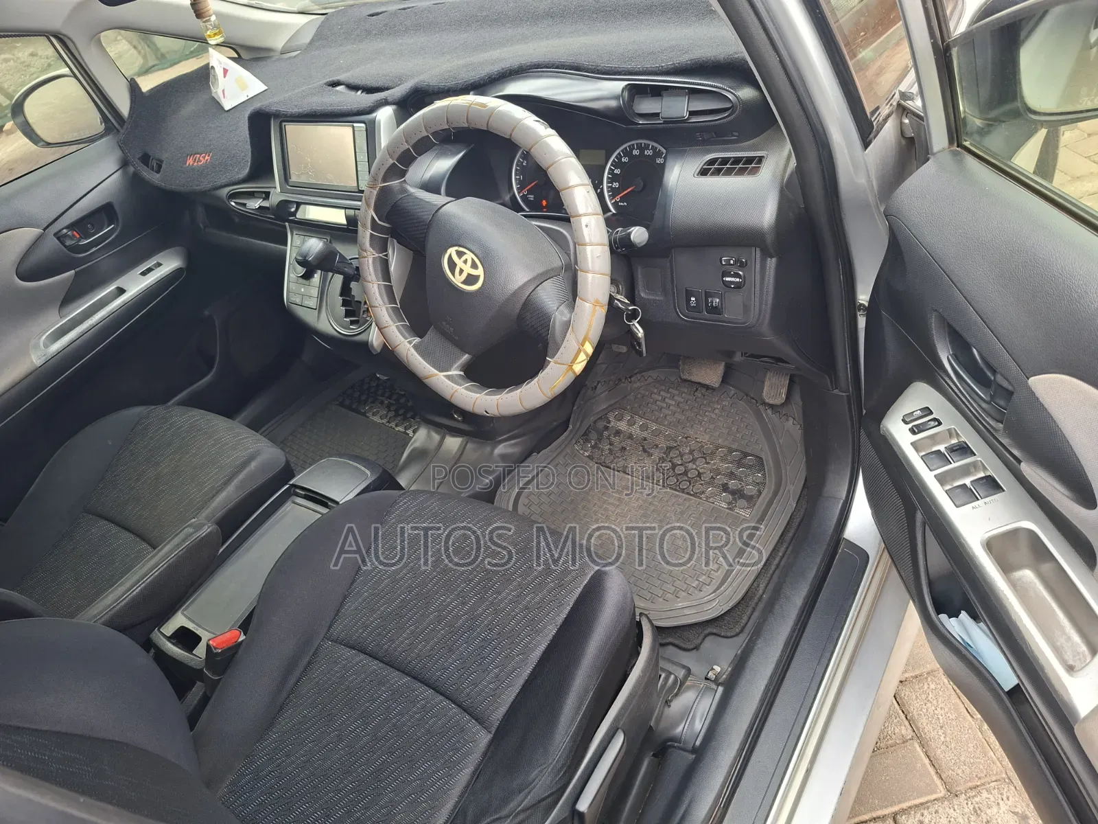 Toyota Wish 2011 Ivory