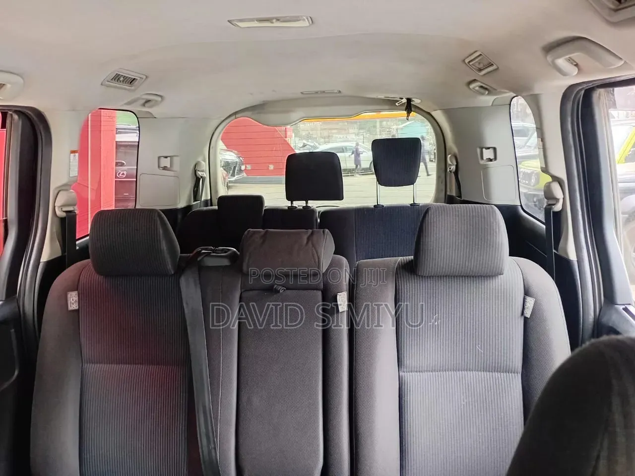 Toyota Noah 2012 White