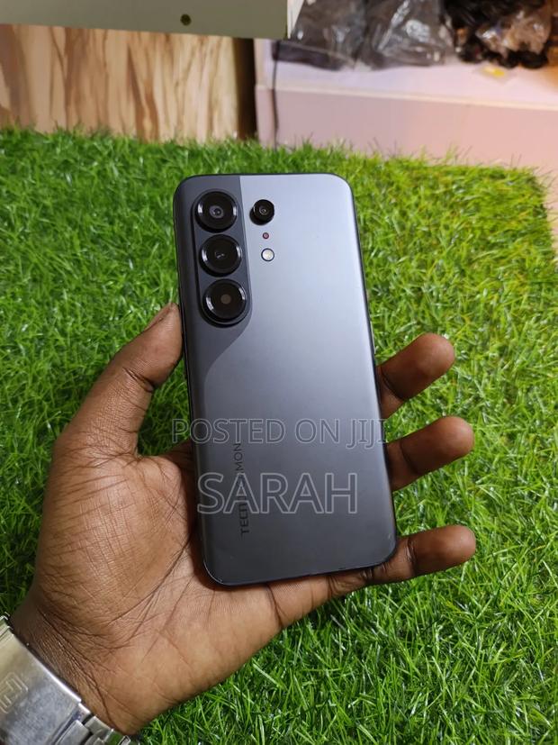 Tecno Camon 50 Pro 256 GB Gray