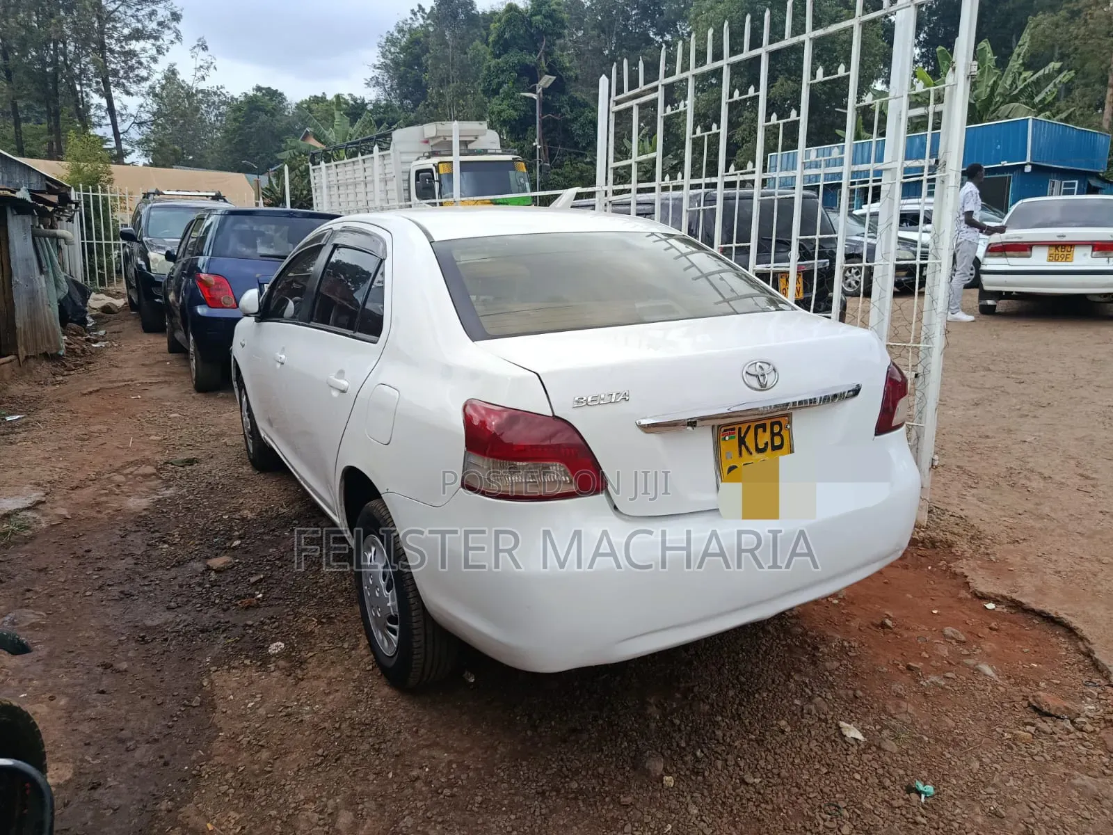 Toyota Belta 2007 Silver