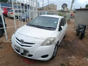 Toyota Belta 2007 Silver