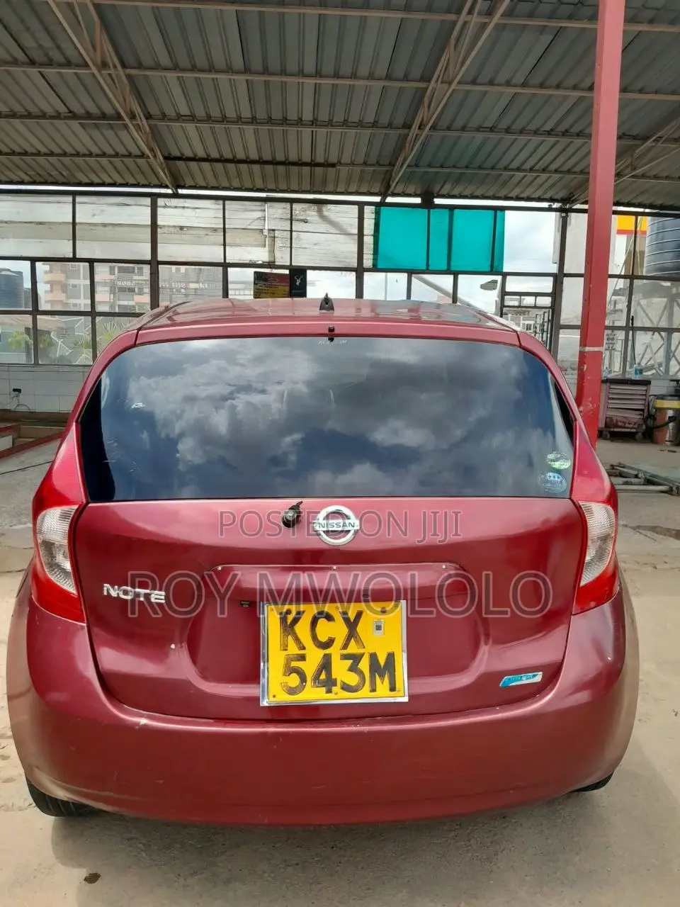 Nissan Note 2012 Maroon