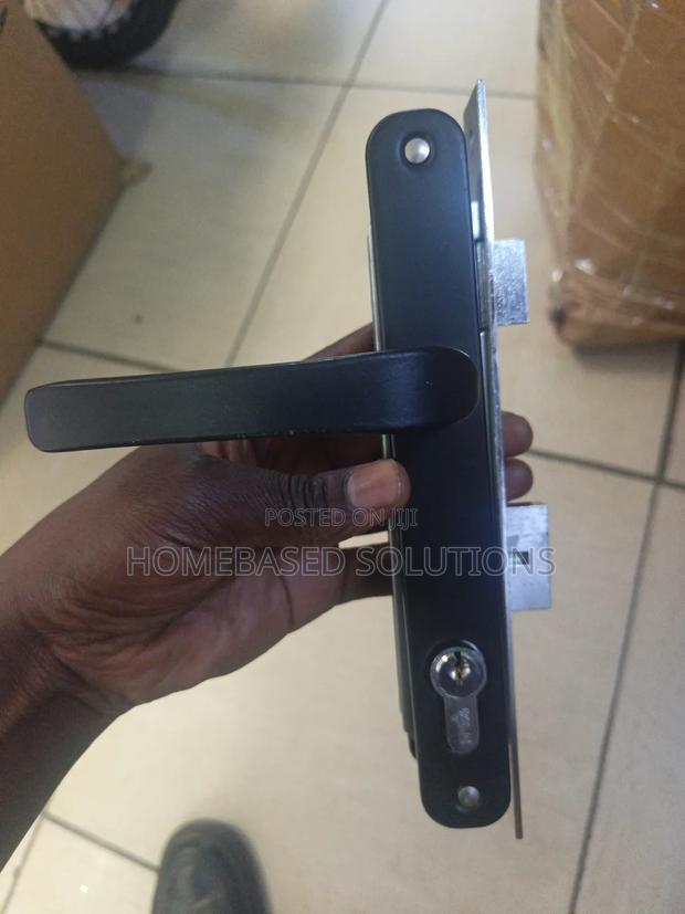 Black KAC Glass Door Lock - main view