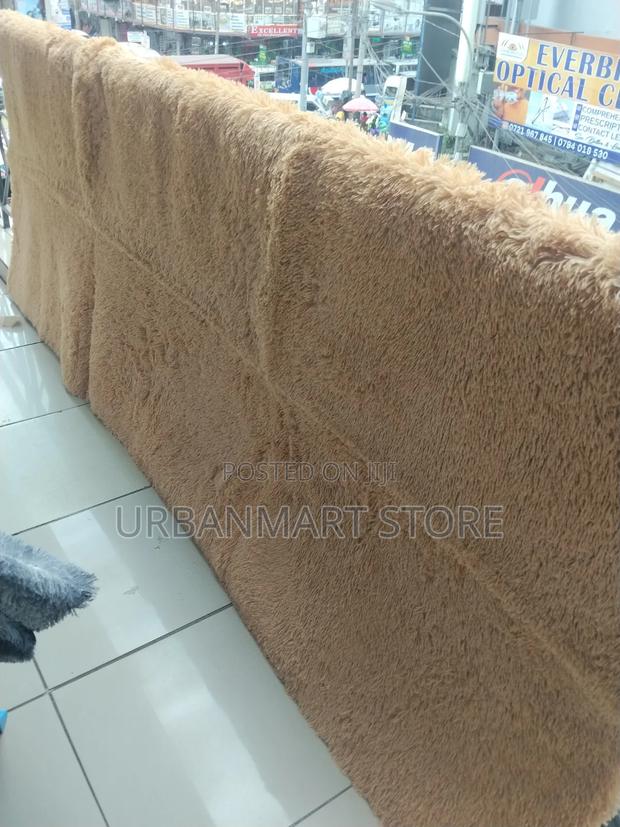 The New Fluffy 7×10 Carpet in Different Patterns - main view