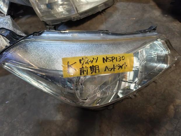 Toyota Vitz Headlight - main view