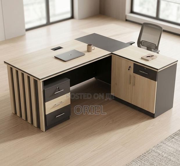 Modern L-Shaped Executive Computer Desk – Spacious Office Workstation - thumbnail 4