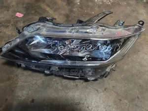 Nissan Serena Headlight