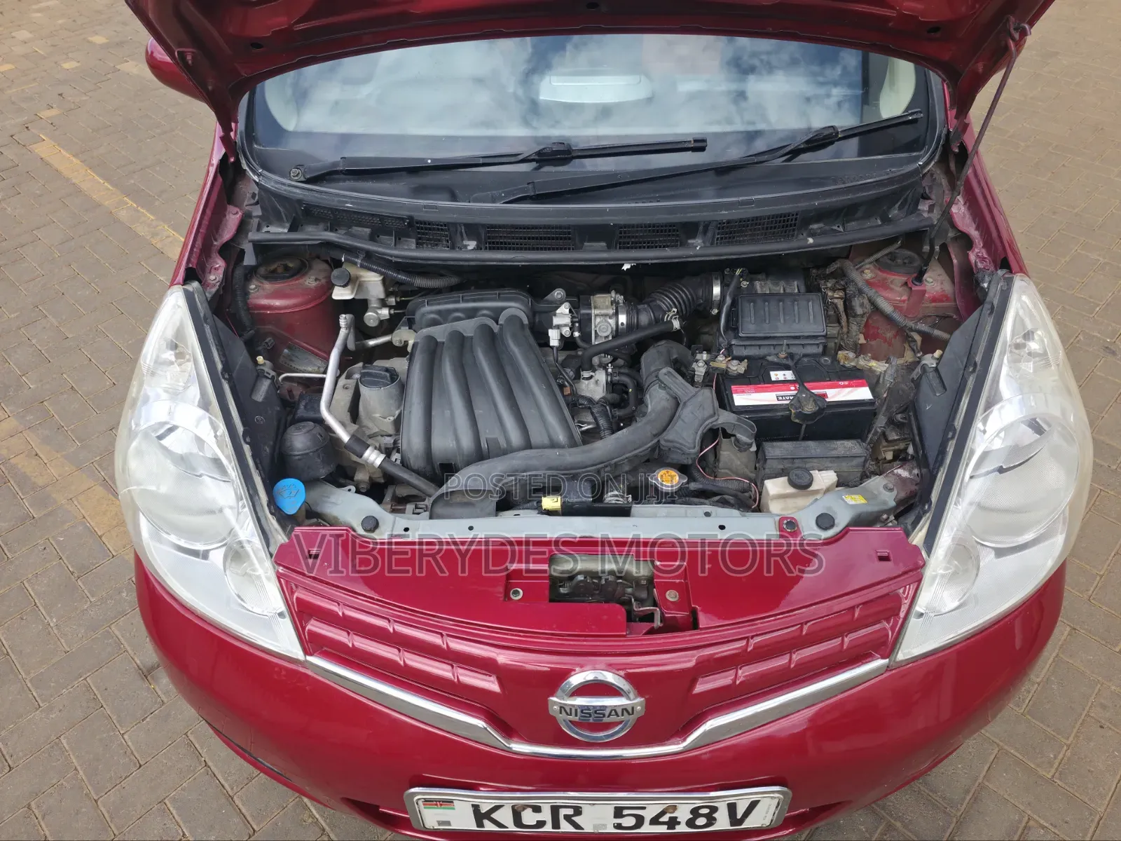 Nissan Note 2011 Maroon