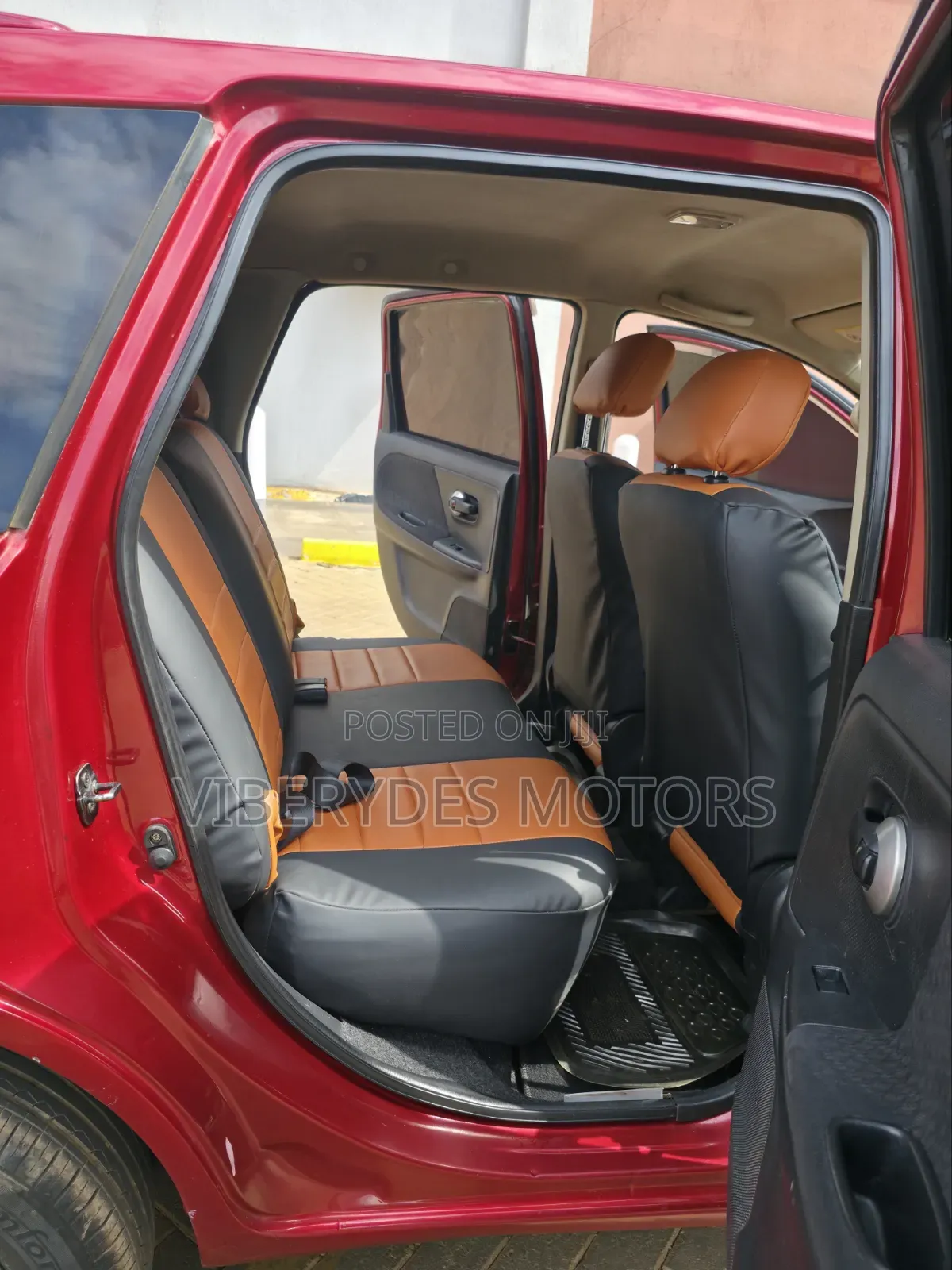 Nissan Note 2011 Maroon