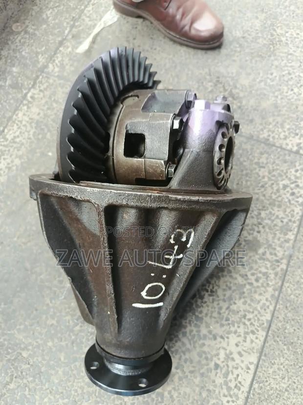 Diff for Toyota Land Cruiser 79 Rear - main view