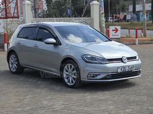 Volkswagen Golf 2018 Silver